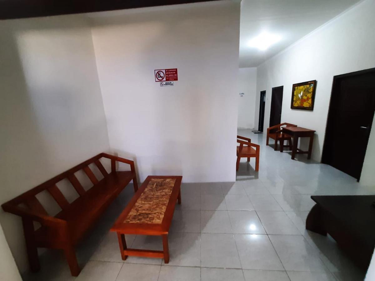 999 Khs Homestay Gilimanuk Kültér fotó