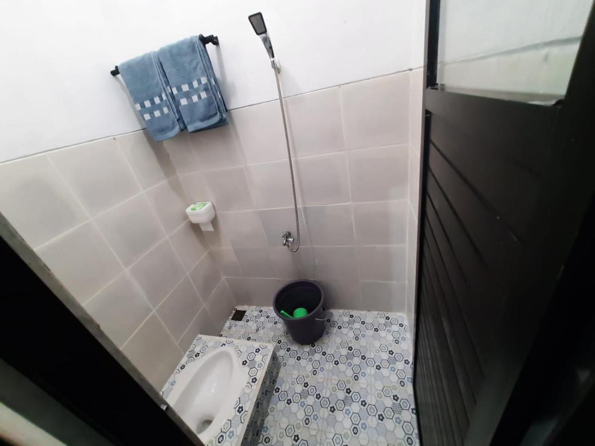 999 Khs Homestay Gilimanuk Kültér fotó