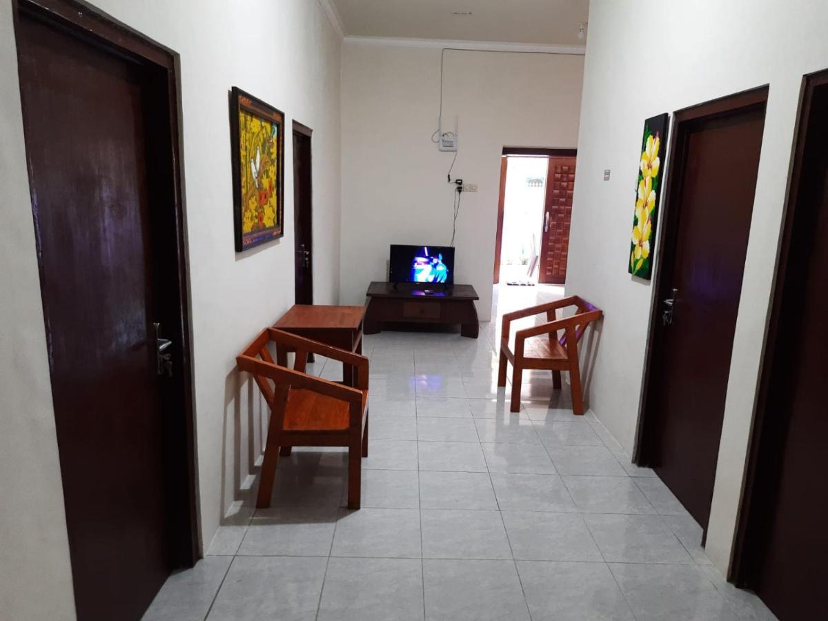 999 Khs Homestay Gilimanuk Kültér fotó